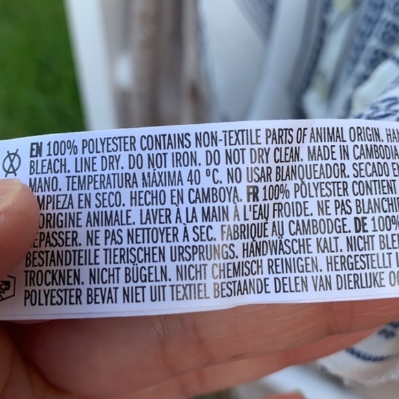 Forever 21 Blue & White Sleevless Cropped Top - Size Small - Picture 3 of 3